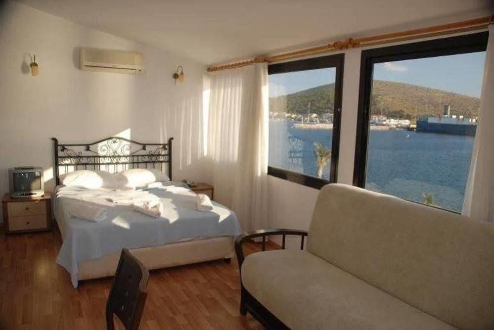 Kerman Hotel Çeşme Exterior foto